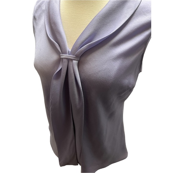 TAHARI PURPLE SLEEVELESS BLOUSE 💟 - Picture 3 of 5